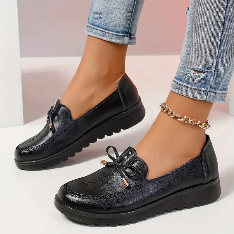 📢Summer Best Seller 70% OFF🔥Premium Leather Slip-On Shoes for Women, Soft Sole & Comfortable